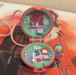 Polly Pocket Vintage 1991 In Her Keep Fit Locket Health Club Necklace Retro